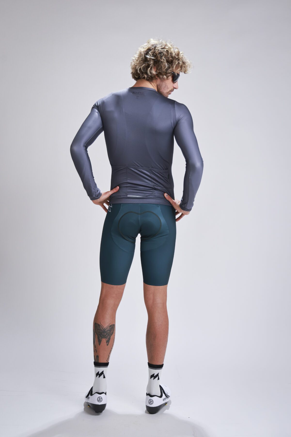 PERFOMANCE FIT & FEEL