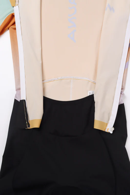 FULL-FRONT ZIP